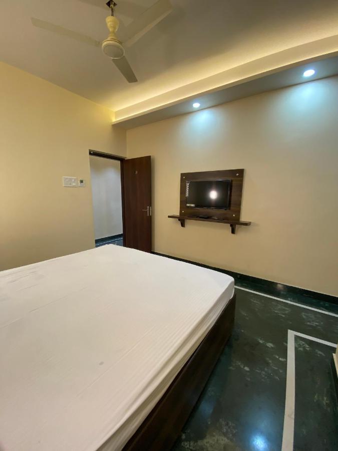Shivam Hotels Calcuta Exterior foto
