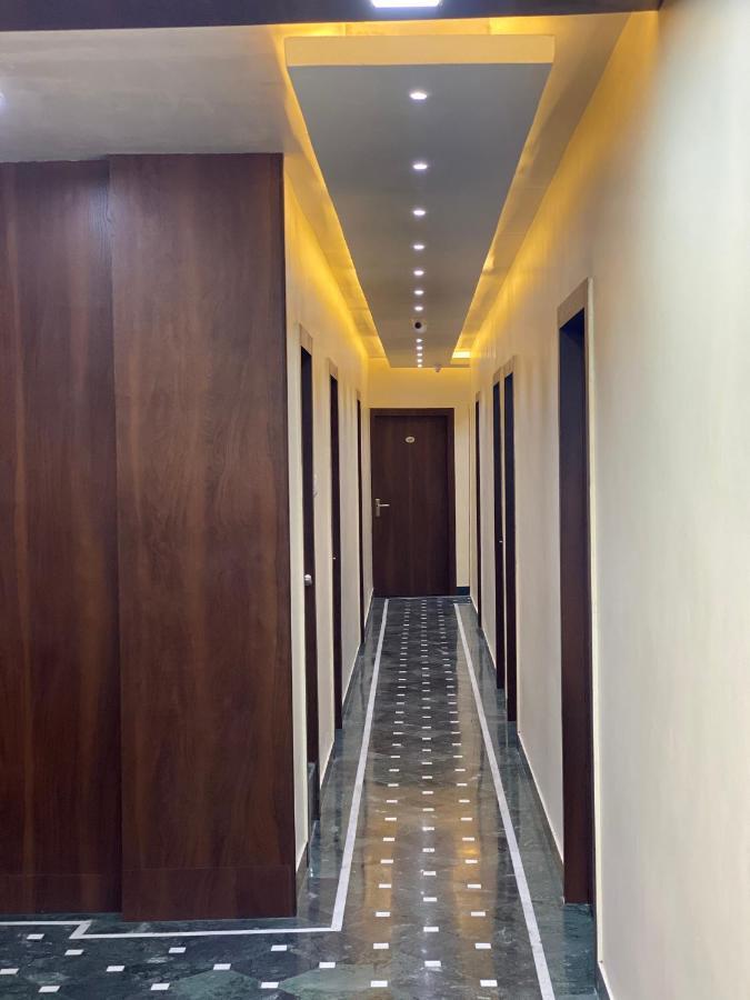 Shivam Hotels Calcuta Exterior foto