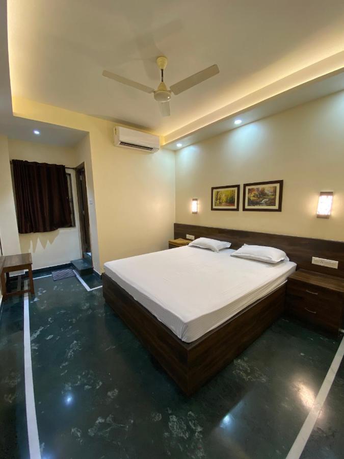 Shivam Hotels Calcuta Exterior foto